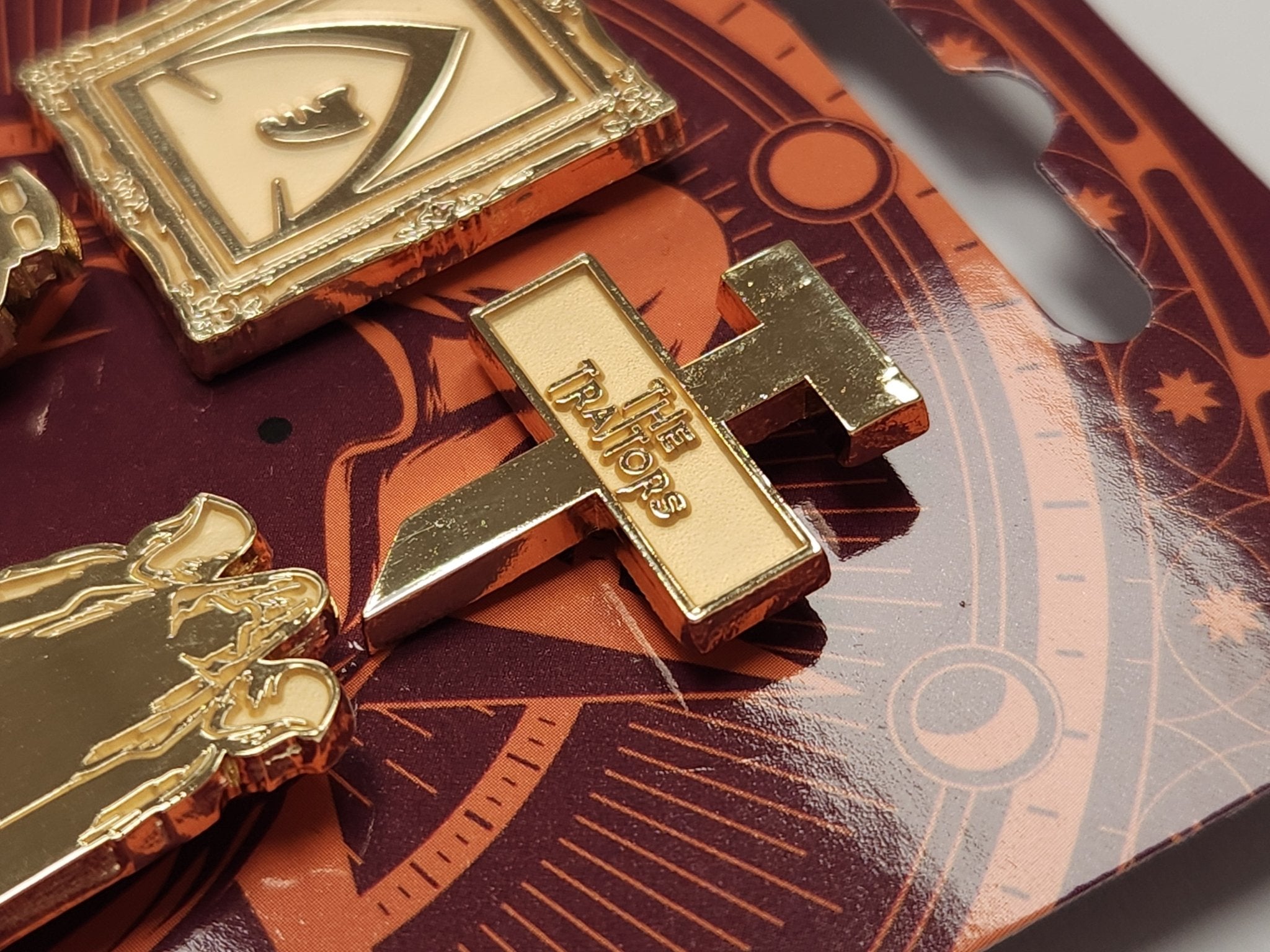 Traitors Pin Badge Set - Traitors Store