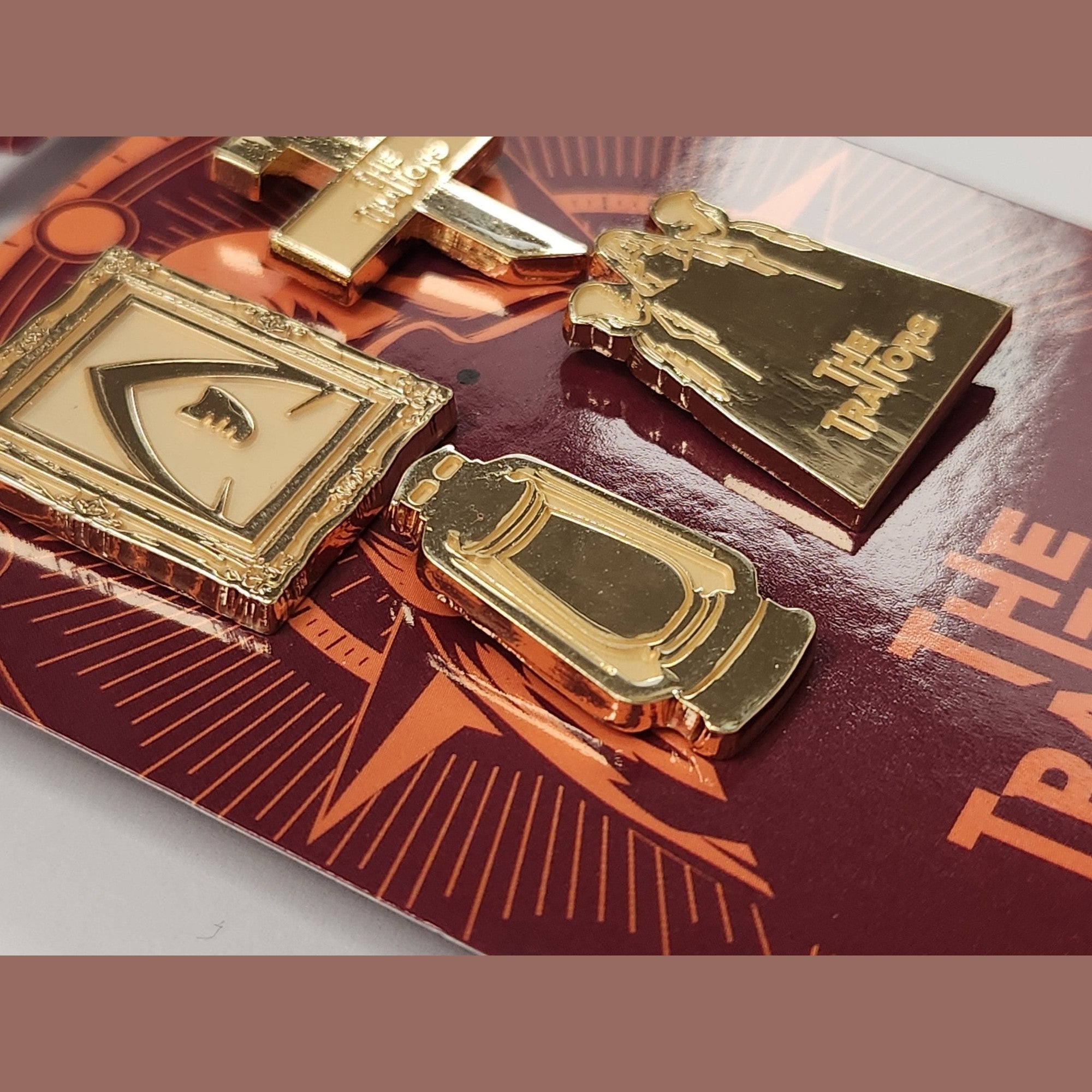 Traitors Pin Badge Set - Traitors Store