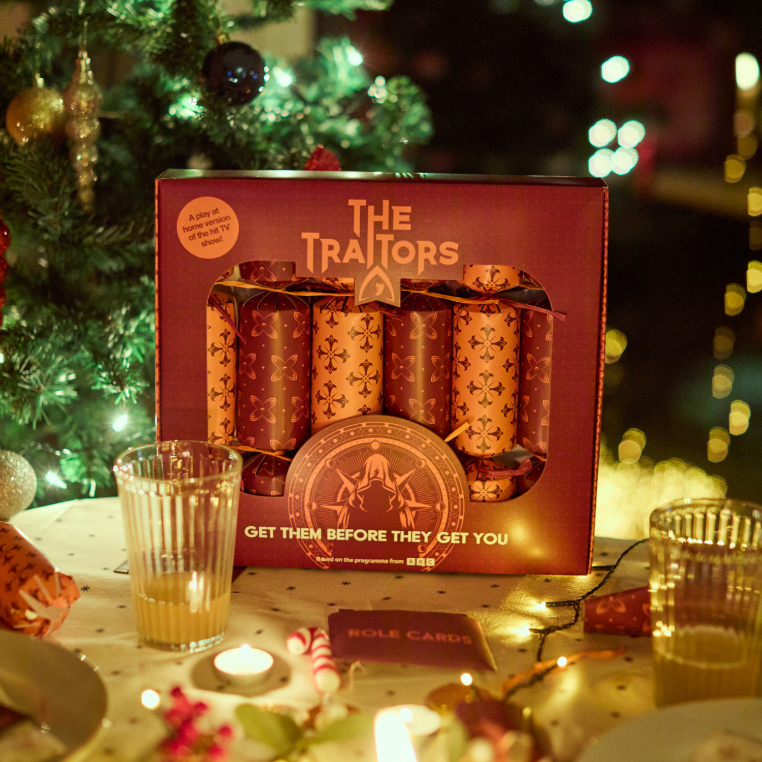 The Official Traitors Christmas Crackers 2025