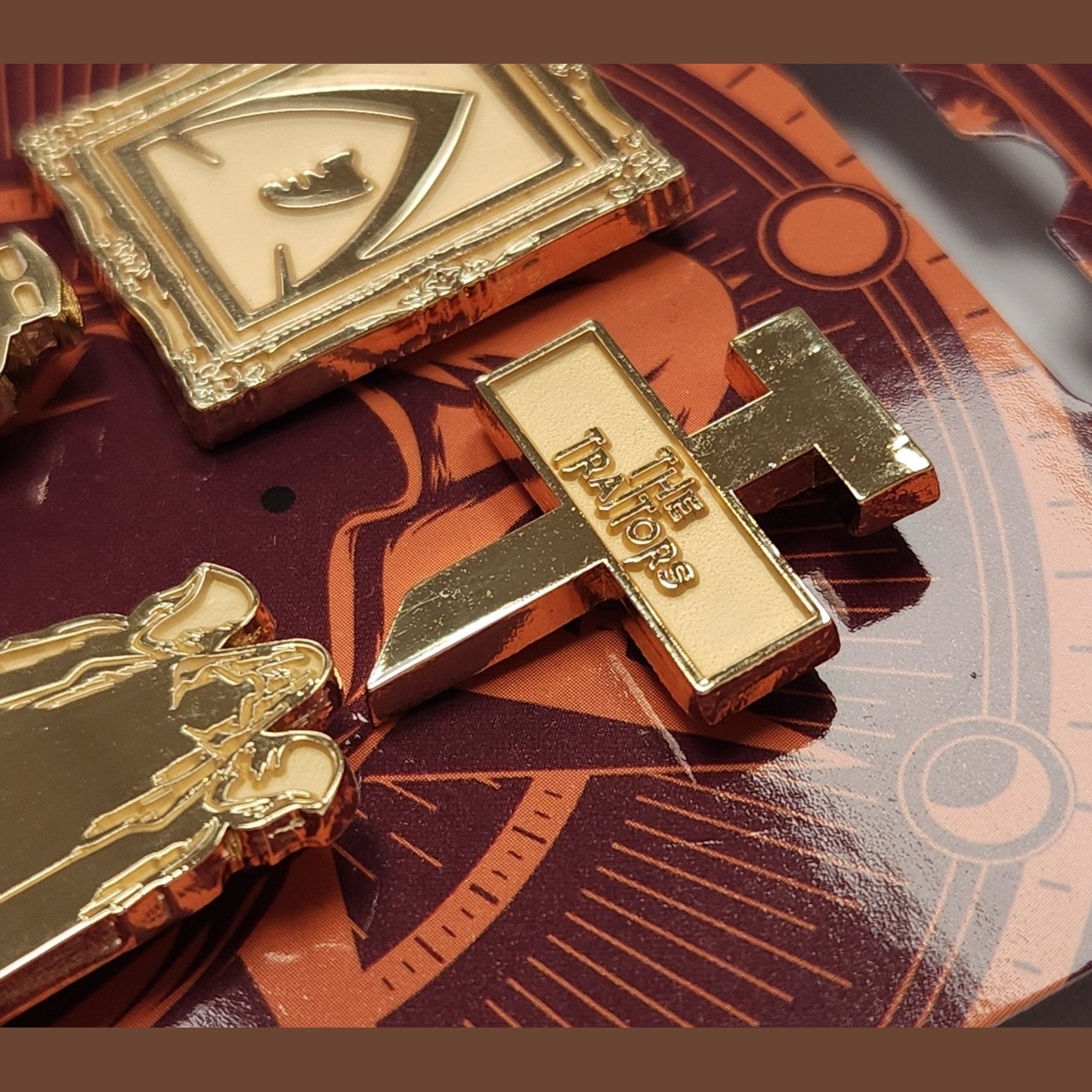 Traitors Pin Badge Set - Traitors Store